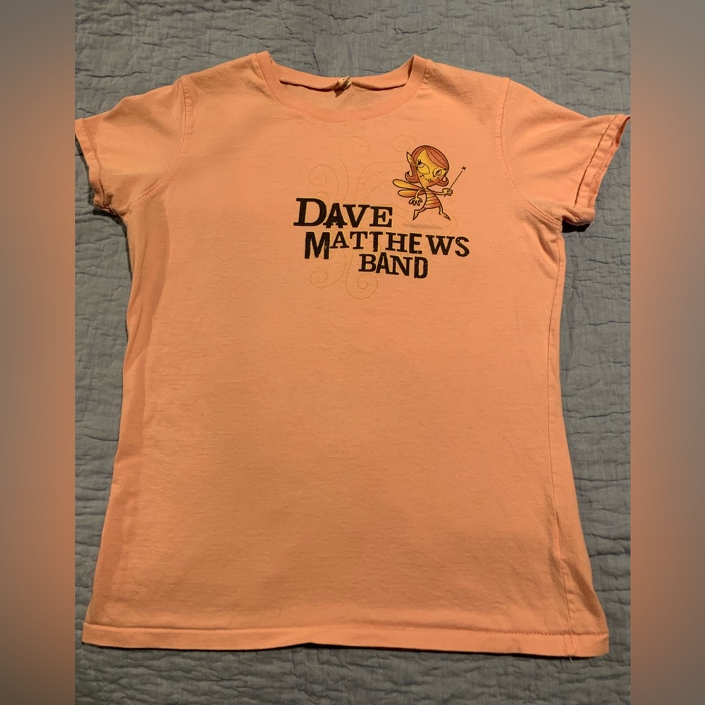 Dave Matthews Band T-shirt.